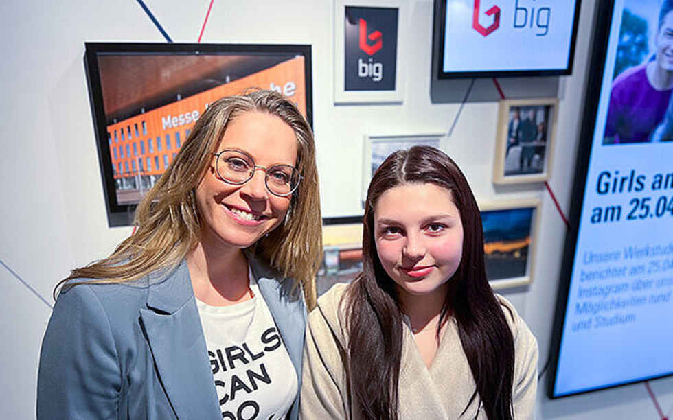 Gruppenfoto am Girls'Day bei big. bechtold-gruppe