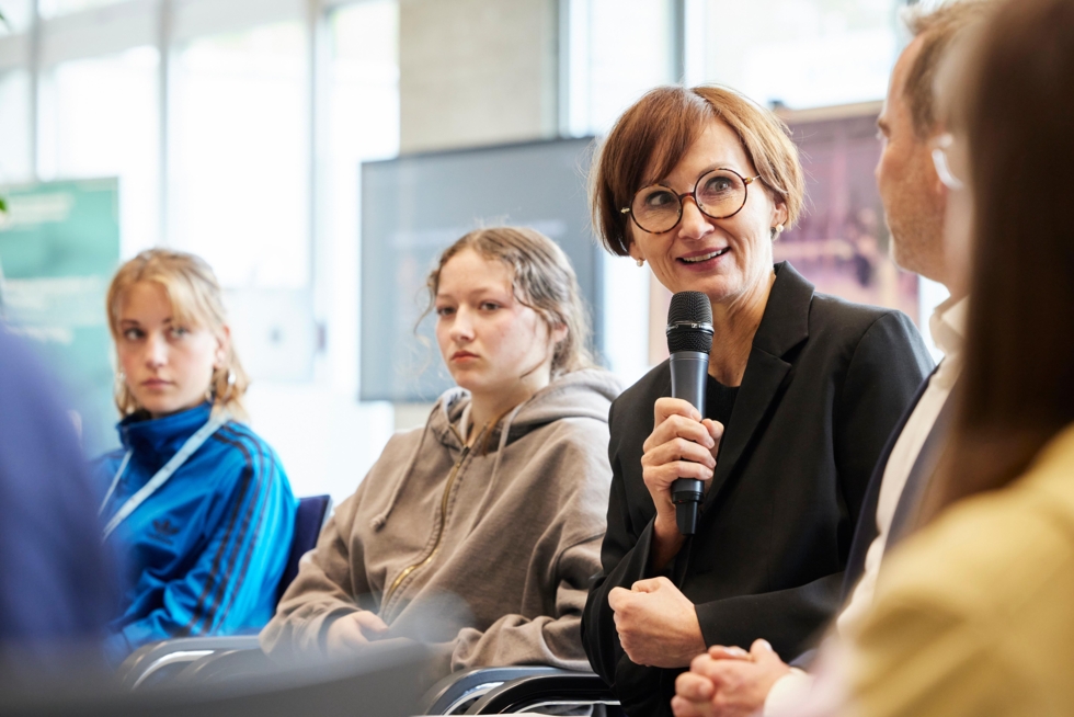 Gesprächsrunde mit Bundesbildungsministerin Stark-Watzinger